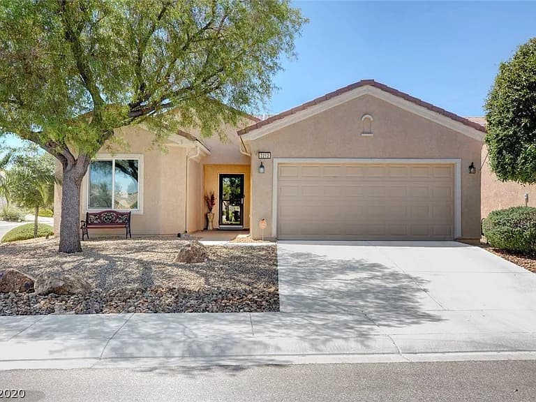 2212 Bay Thrush Way