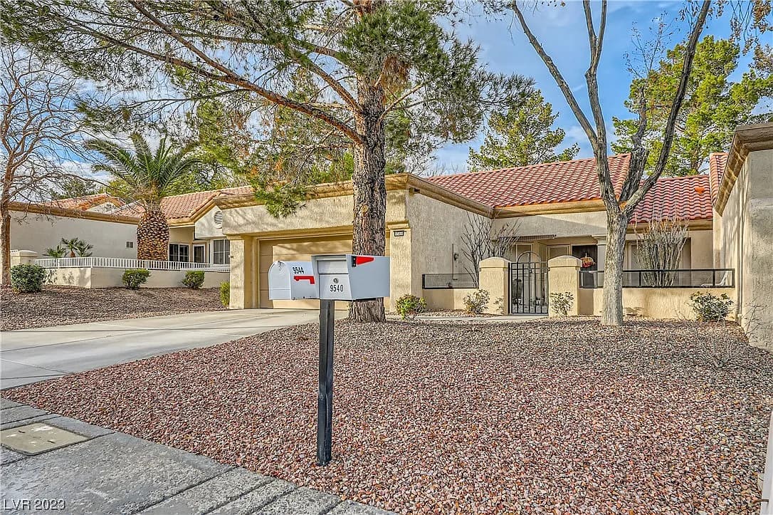 9544 Eagle Valley Dr